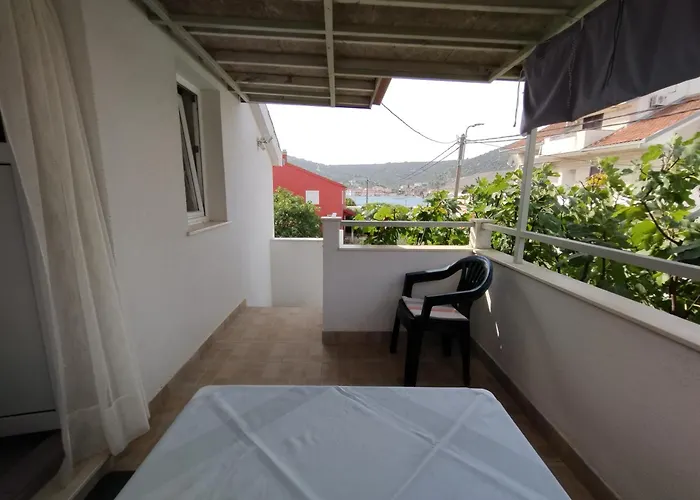 Dobrisa Apartman *